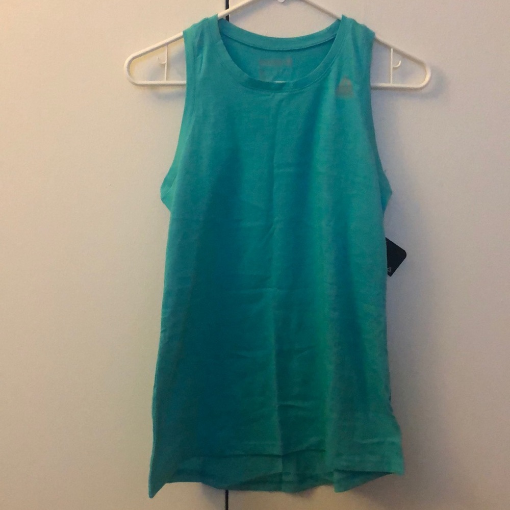 NWT Reebok muscle tee. Size Xs